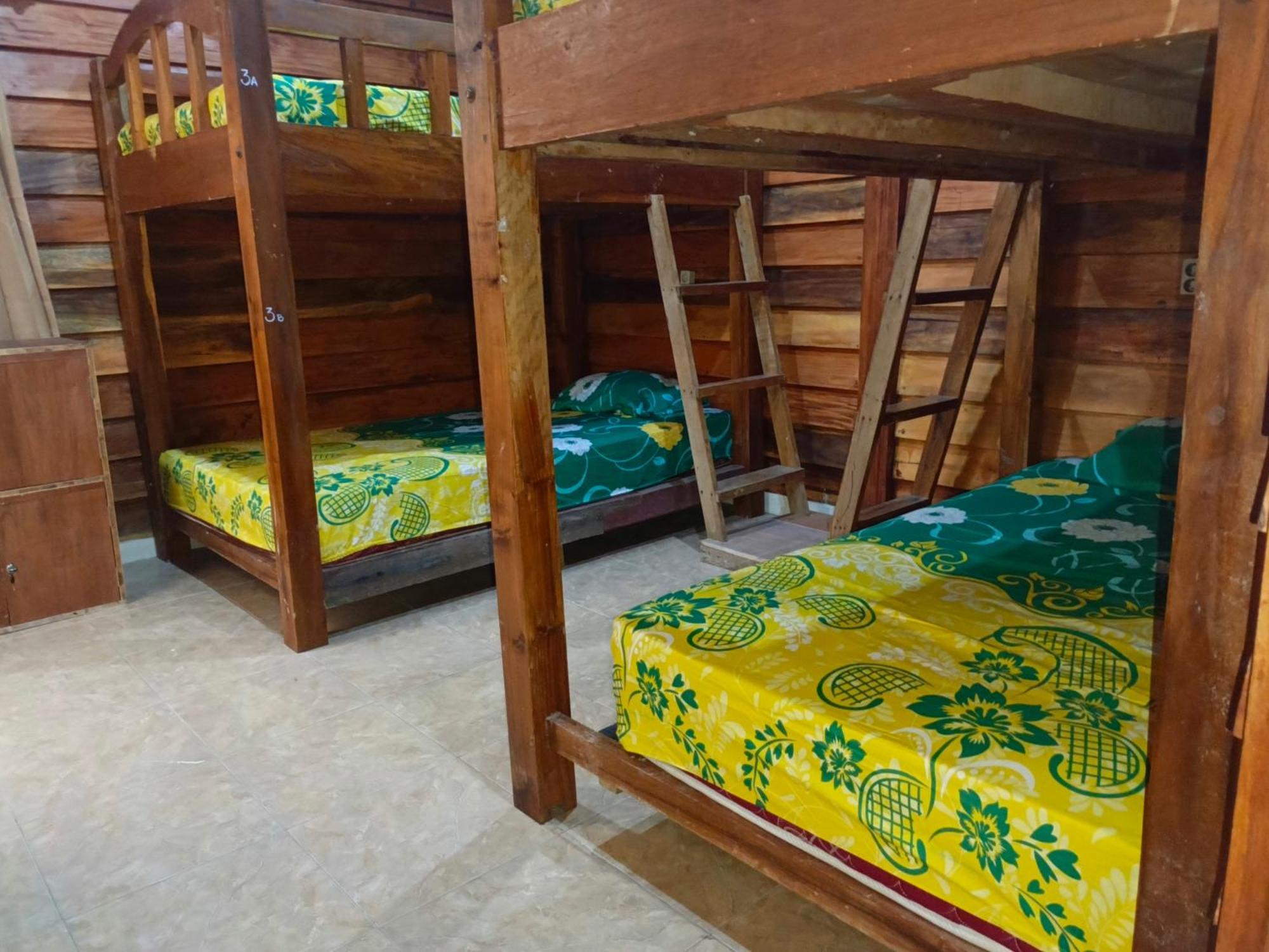 Fantastic B"N"B Hostel กิลิไอร์ ภายนอก รูปภาพ